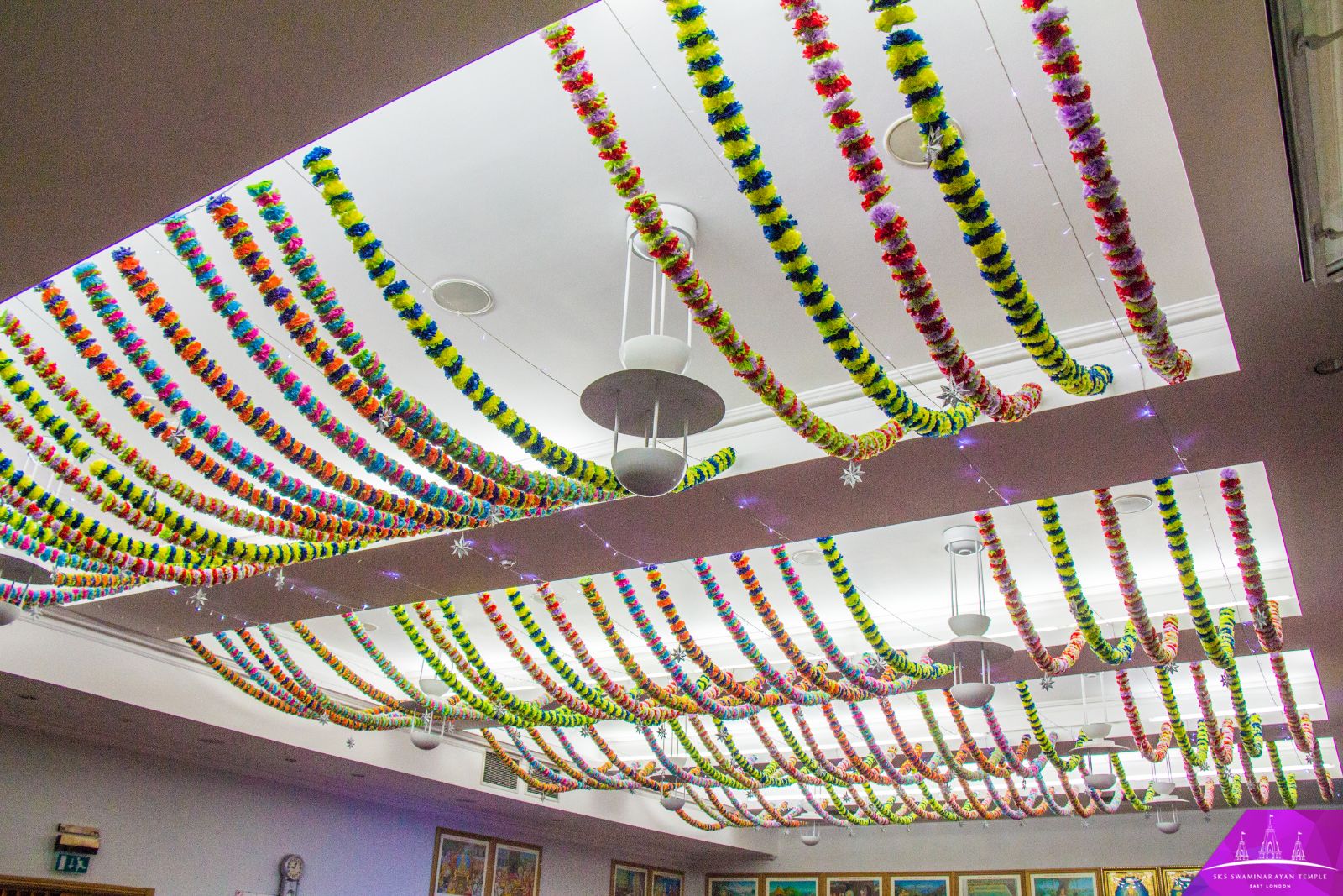 ©1987-2017 SKS Swaminarayan Temple East London